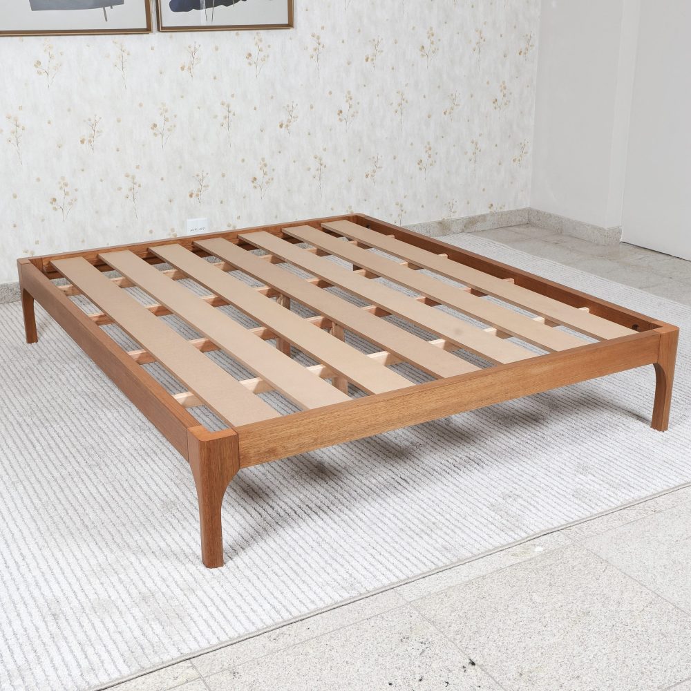 Cama base turca 1,60 amendoa