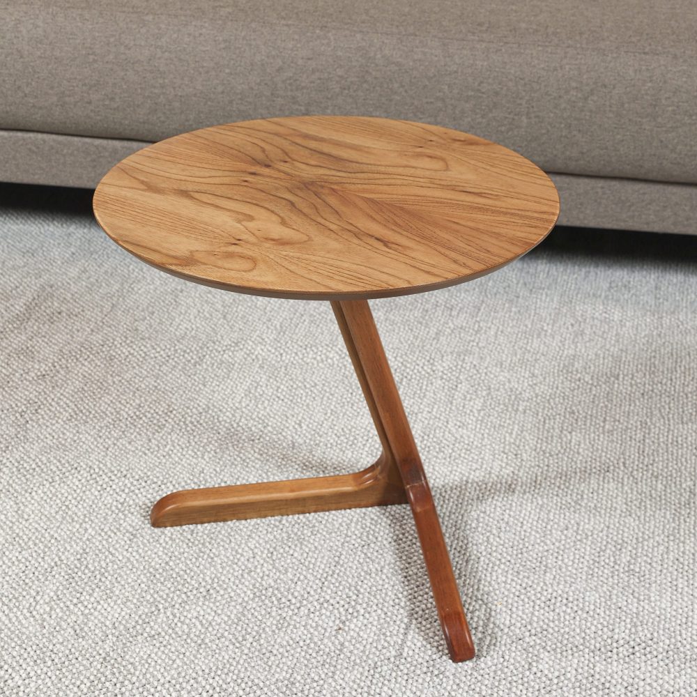 MESA DE CANTO QUARTZ CINAMOMO