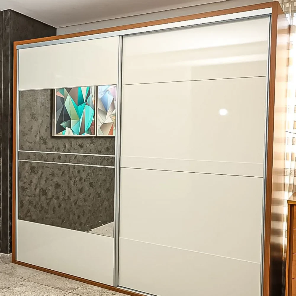 Guarda Roupa TW 703 Com Espelho 2,67mts